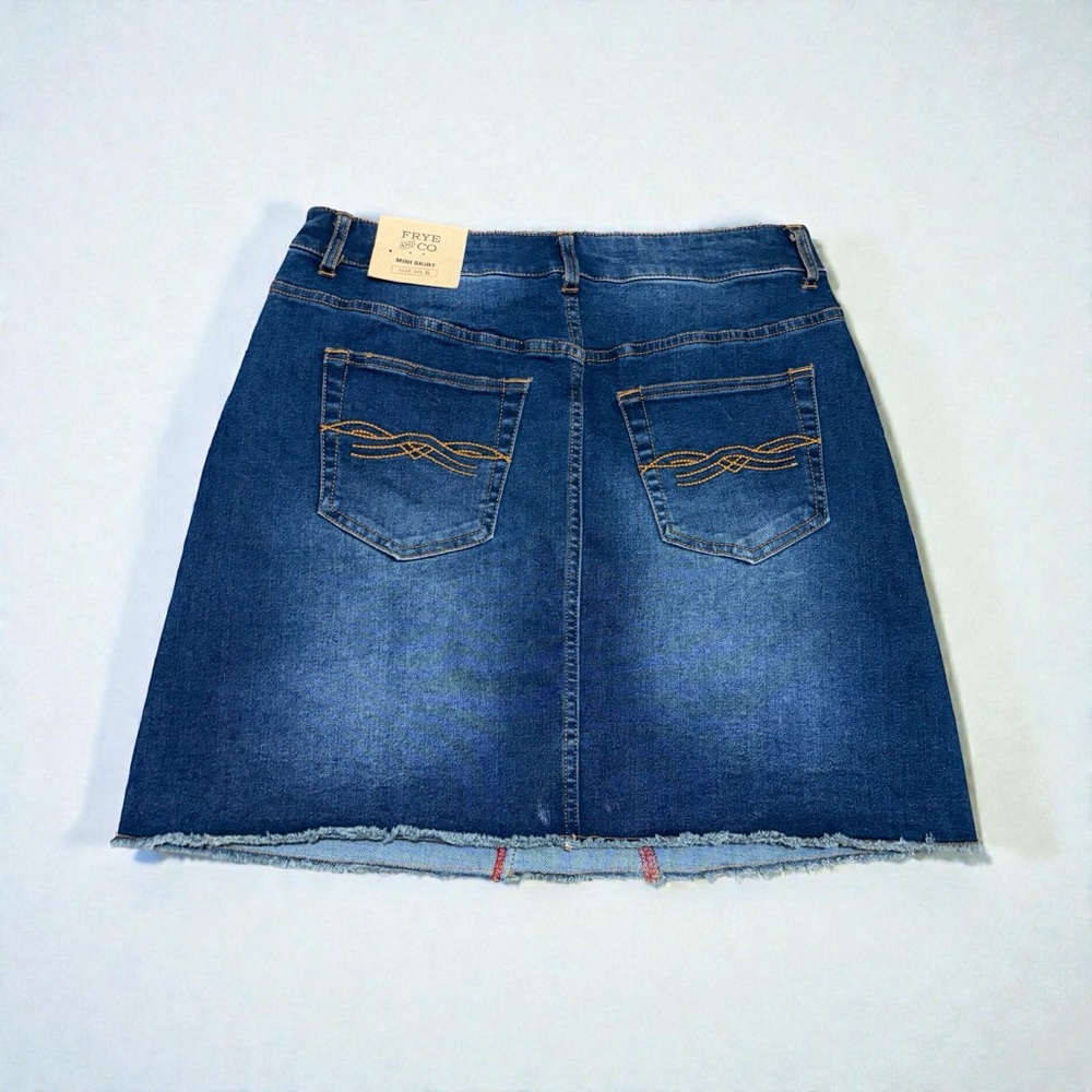 Frye And Co. Denim Mini Skirt Sz.6 NWT - Picture 4 of 6